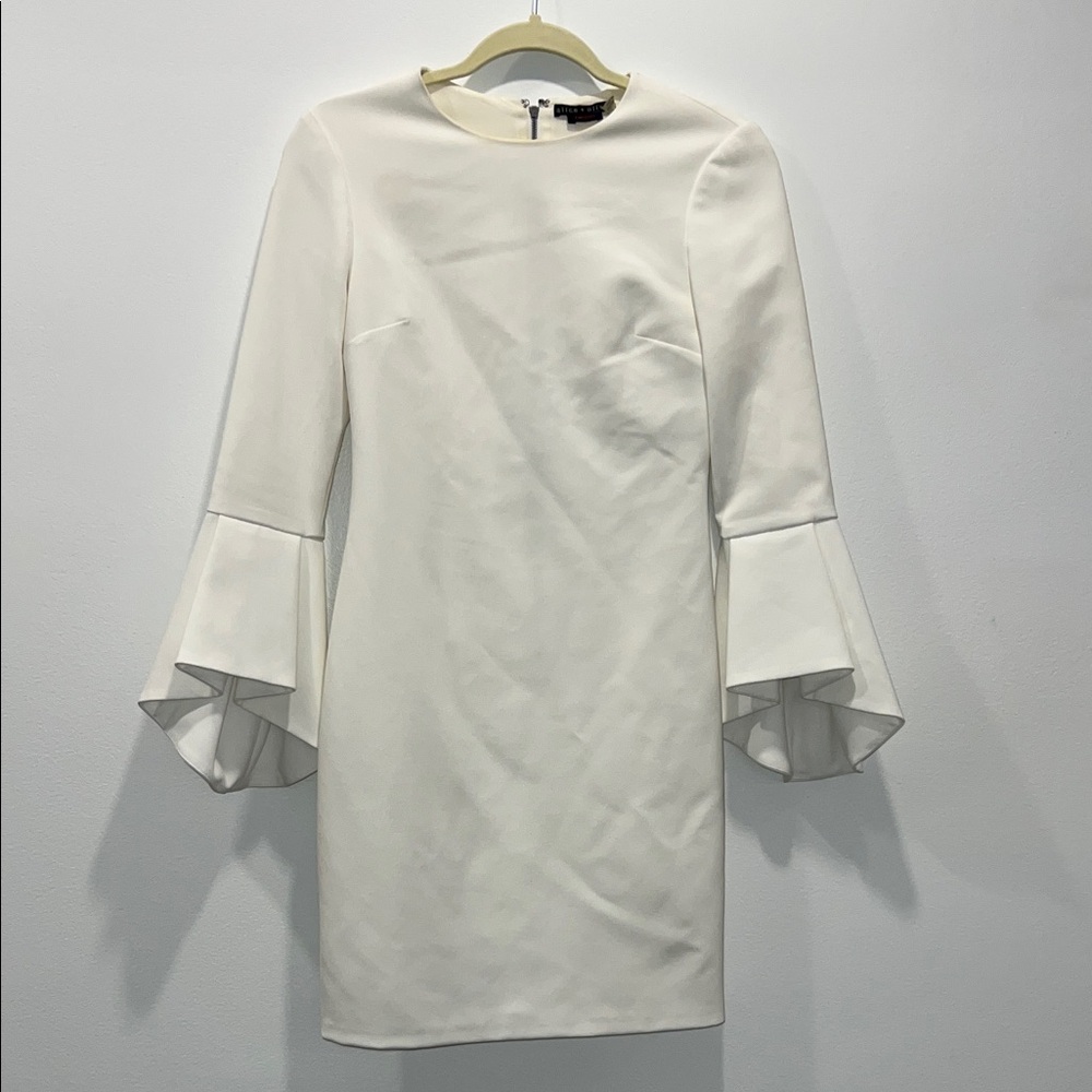 Alice + Olivia Cream Long Sleeve Dress